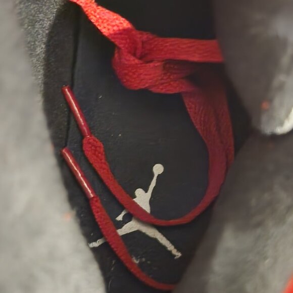 Size 11 - Jordan 5 Retro Mid Raging Bull